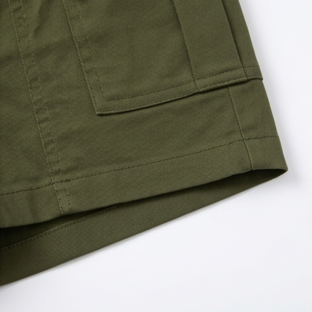 Curvella™ – High-Waisted Stretch Cargo Shorts