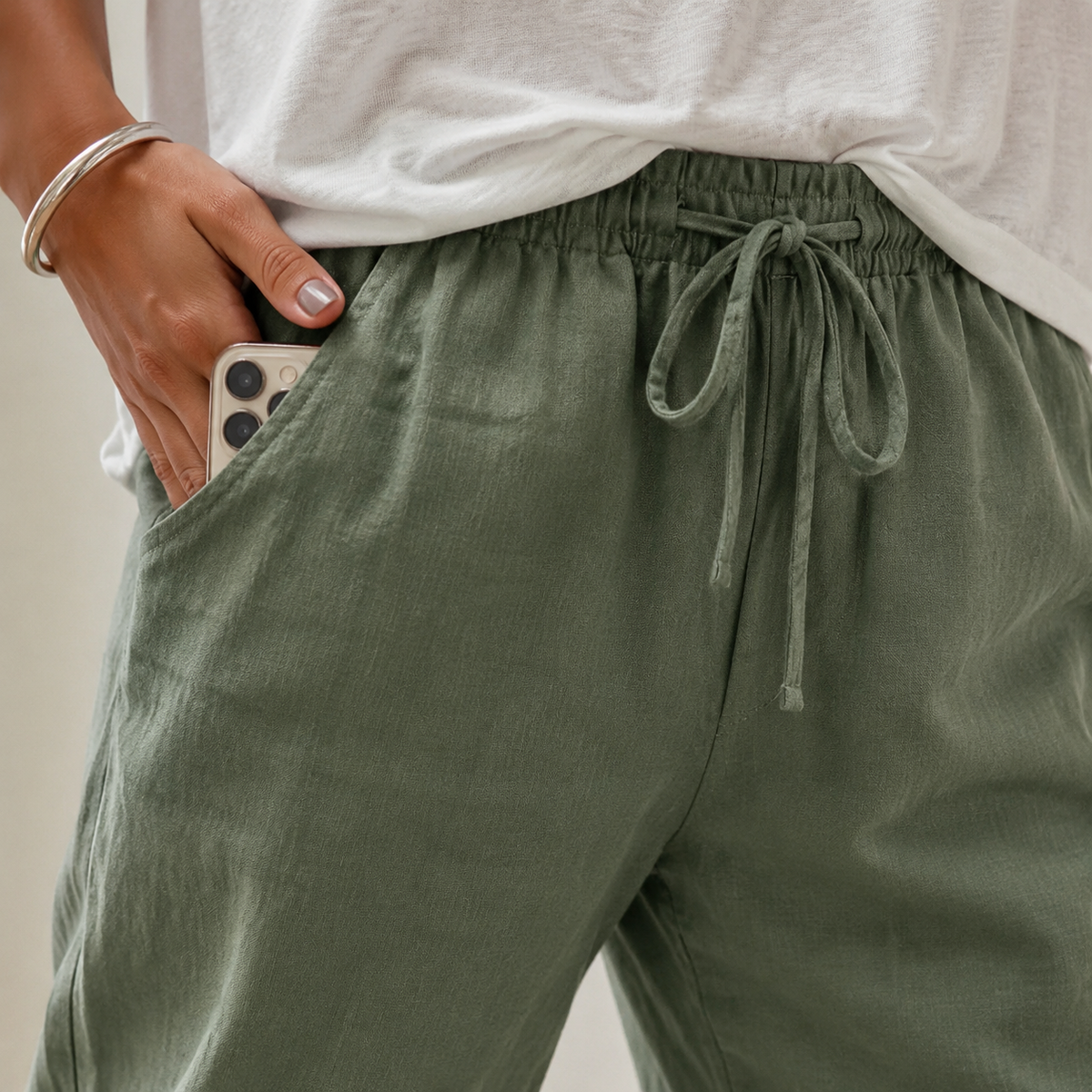 Lunaire™ Capri Pants for Effortless Summer Style